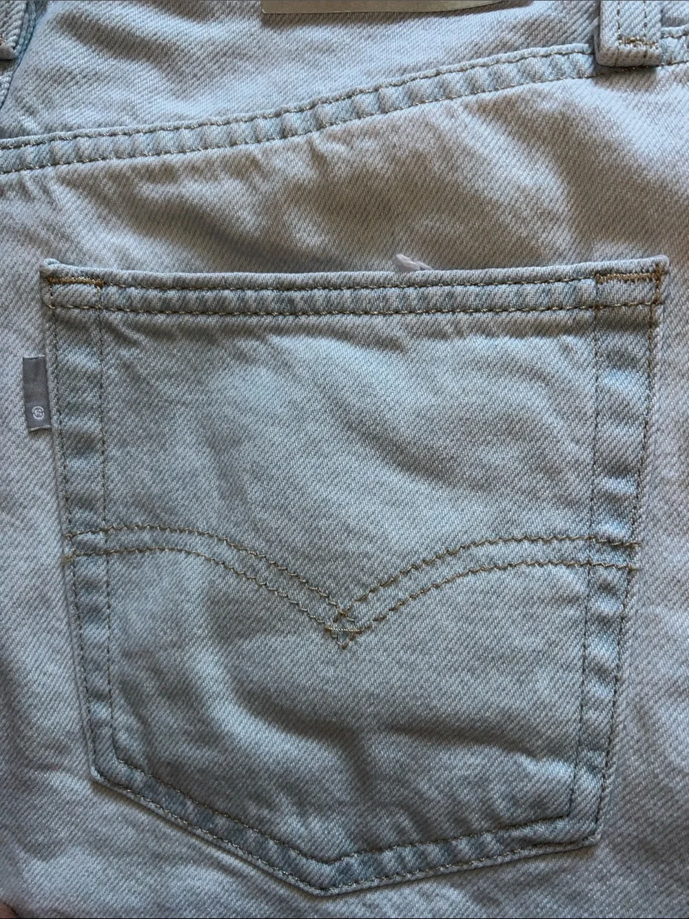 Levi's Pale Blue High-Rise Denim Shorts - Picture 6 of 8